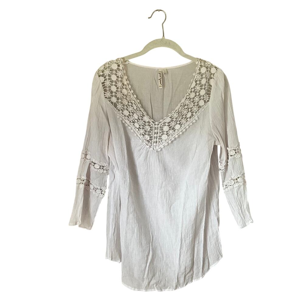 Grand & Greene White Pleated Lace Blouse: Y2K, Modern